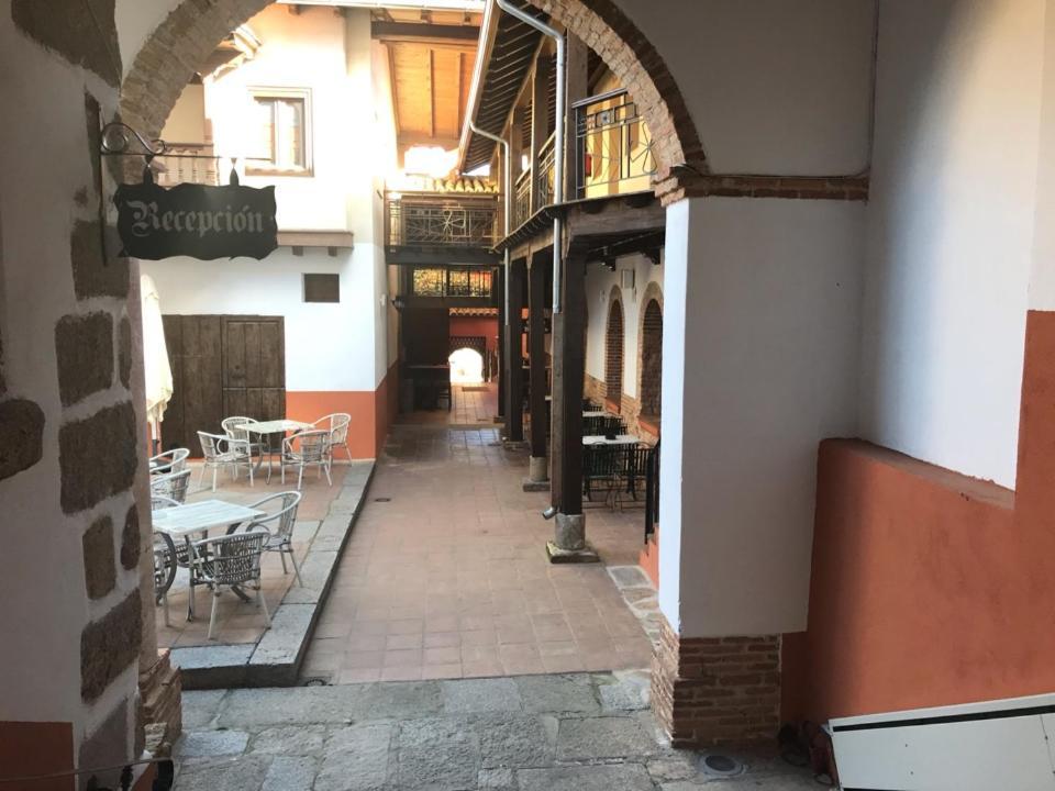 Hospedium Hotel Rural Abadia De Yuste Cuacos De Yuste Extérieur photo