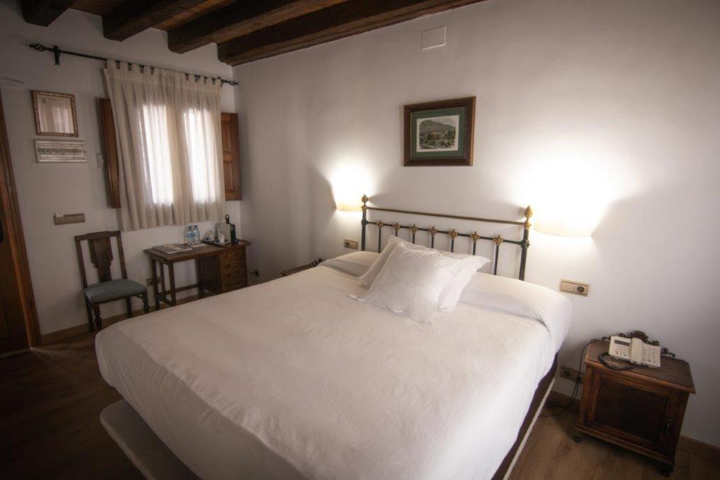 Hospedium Hotel Rural Abadia De Yuste Cuacos De Yuste Extérieur photo