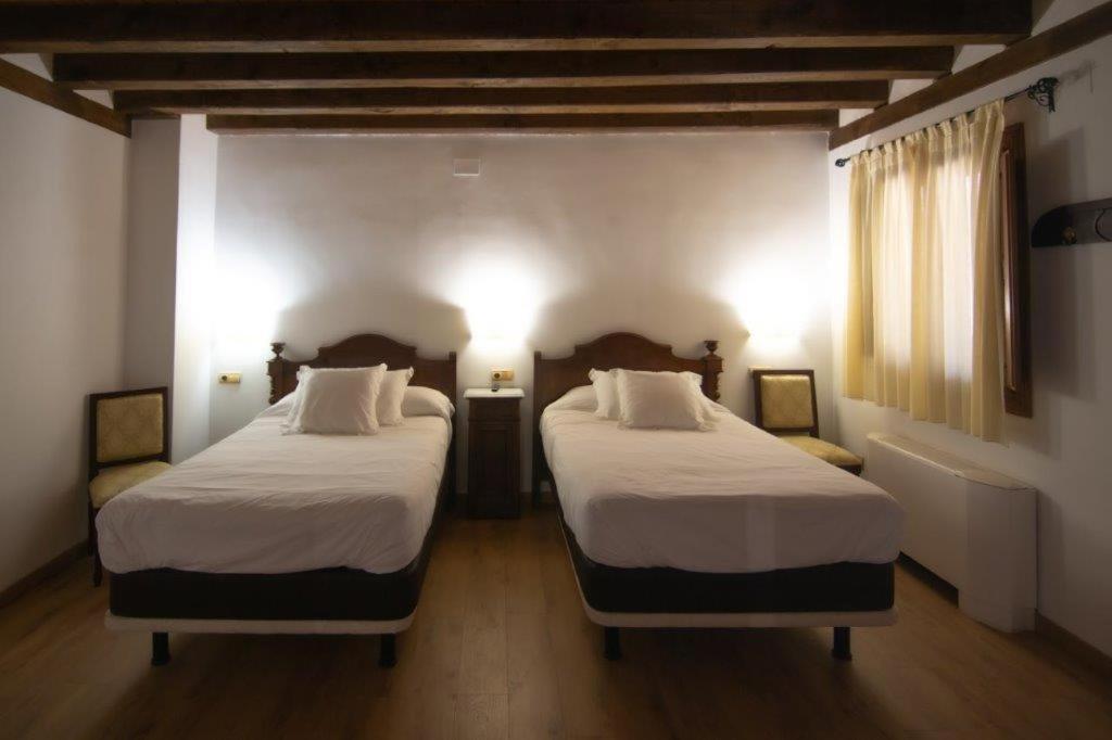 Hospedium Hotel Rural Abadia De Yuste Cuacos De Yuste Extérieur photo