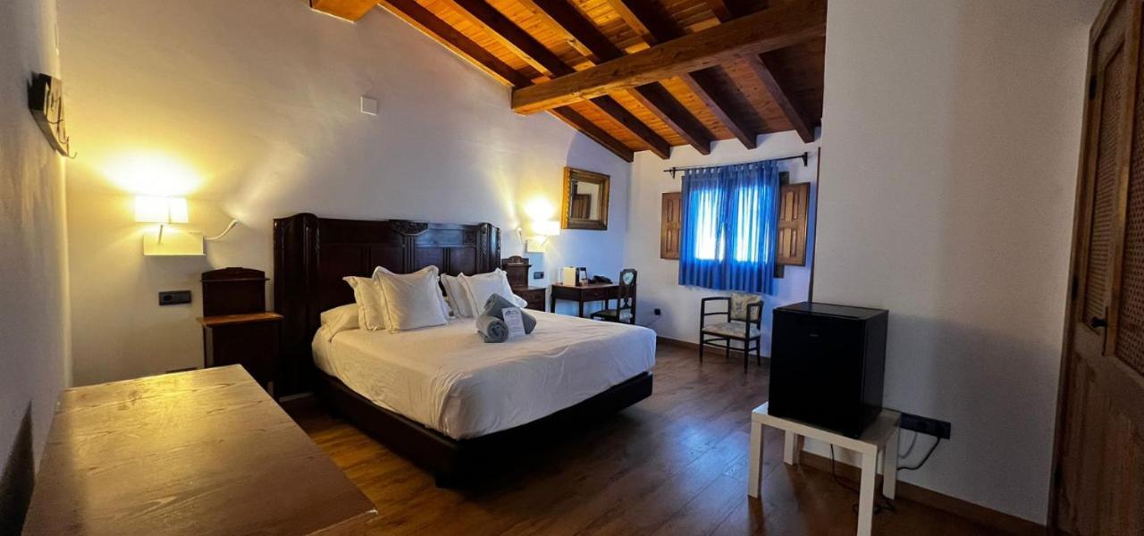 Hospedium Hotel Rural Abadia De Yuste Cuacos De Yuste Extérieur photo