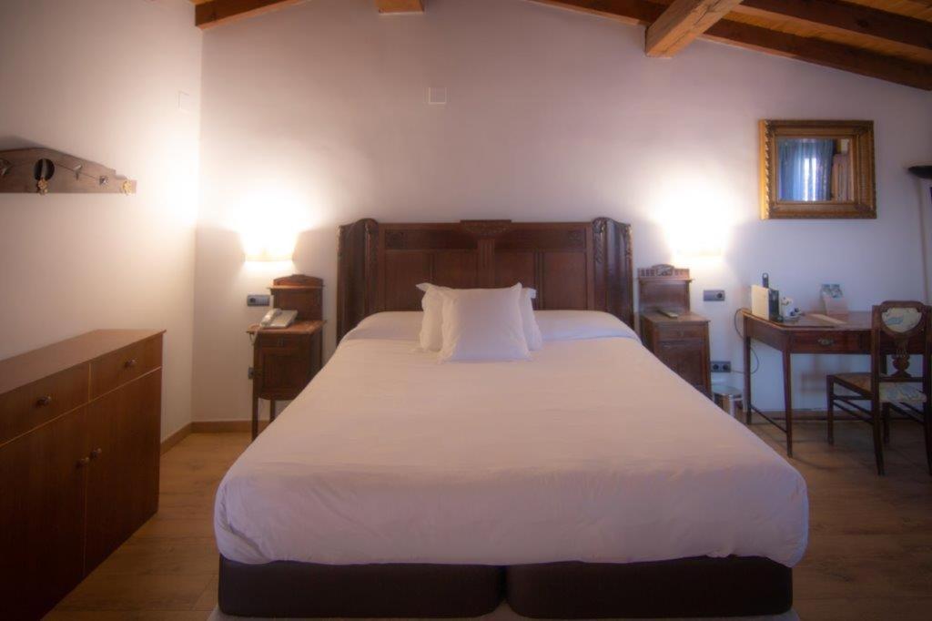 Hospedium Hotel Rural Abadia De Yuste Cuacos De Yuste Extérieur photo